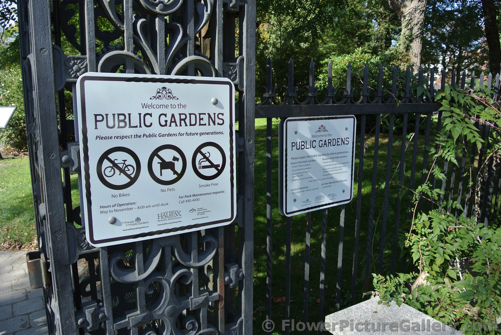 Halifax Public Gardens no bikes no pets smoke free.jpg