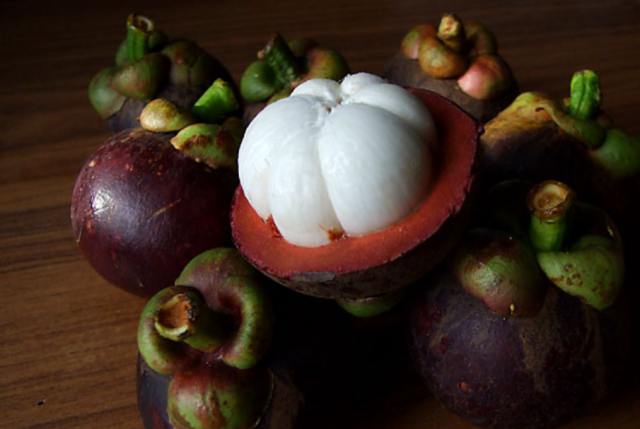 Mangosteen fruits pictures_this tropical fruit is a superfood.PNG