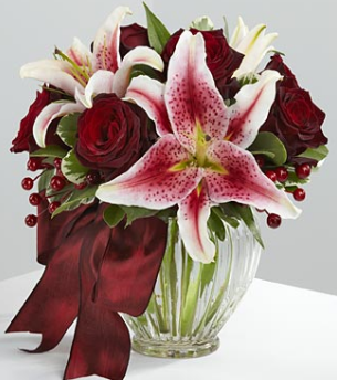 Picture of Holiday Enchantment Bouquet.PNG