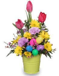 Colorful Easter flwoers arrangement photo.JPG