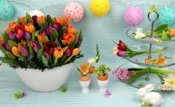 Latest Easter arrangement with tulips_Easter party display ideas.JPG