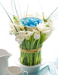 Modern Easter flowers arrangement photos with white flowers and blue Easter eggs.JPG