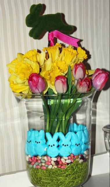 Unique Easter flowers and candy center piece pictures.JPG
