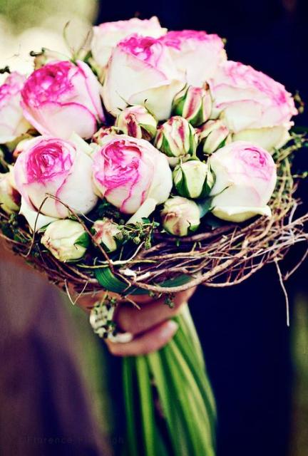 Nest rose unique wedding bouqet pictures.JPG