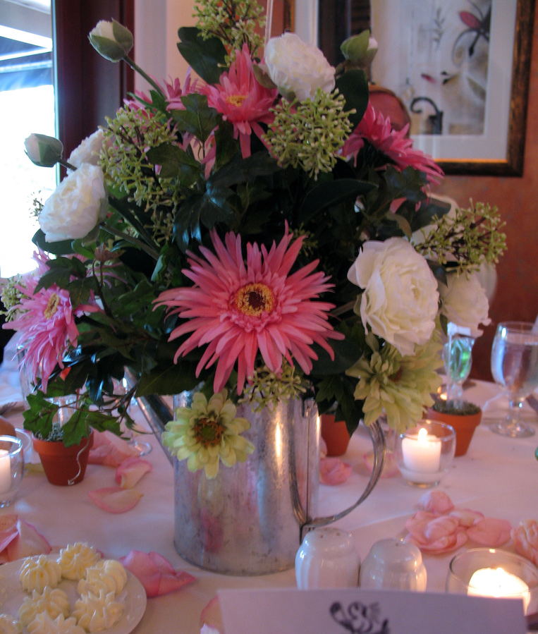 Elegant wedding arrangement with candles.PNG