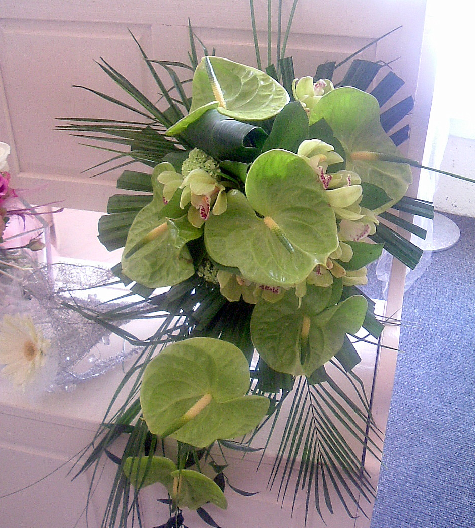 Green wedding bouquet picture.PNG