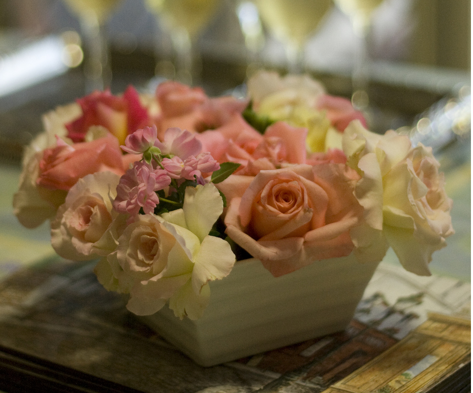 Simple wedding arrangement with roses.PNG