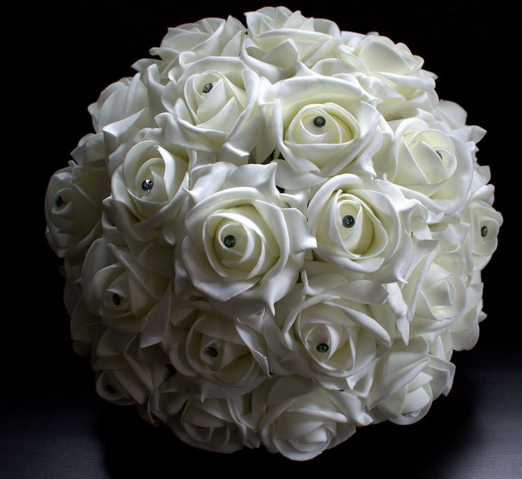 White roses bouquet for weddings.JPG