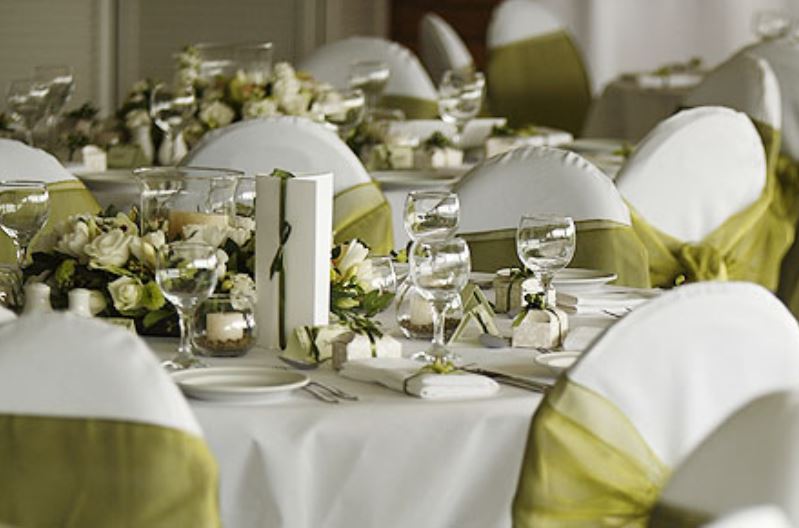 Green wedding table centerpieces ideas with flowers and candles.JPG