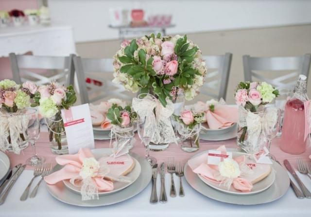 Pretty wedding centerpieces photos.JPG