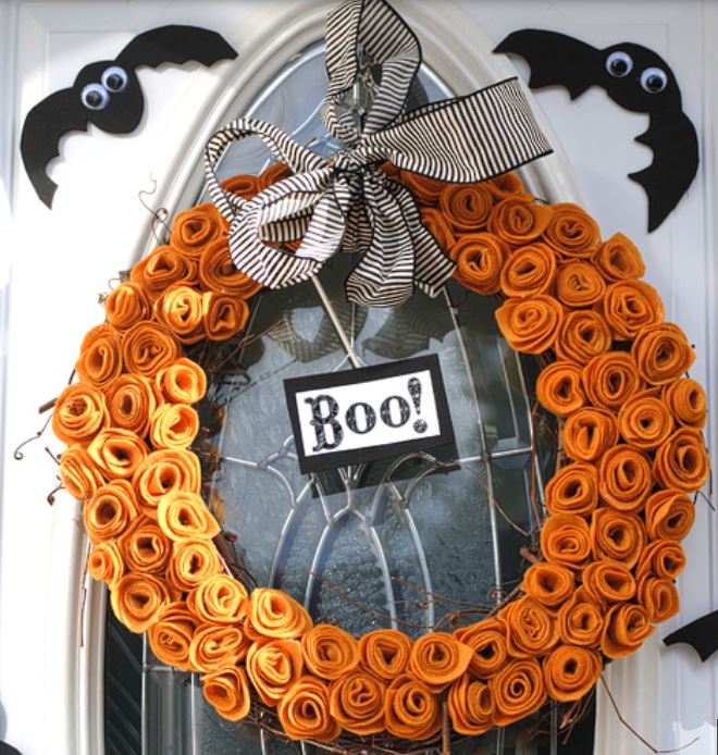 Beautiful halloween wreath picture.JPG
