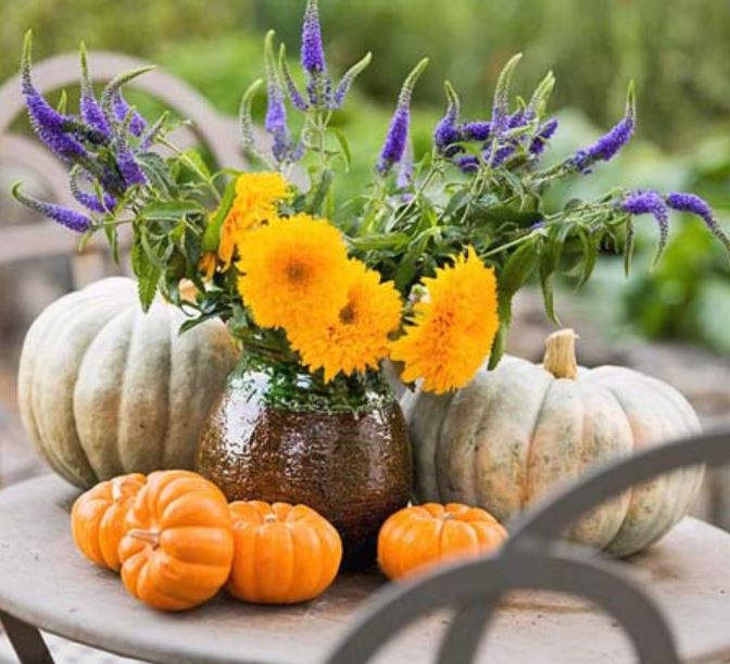 2015 fresh pumpkin arrangement ideas picture.JPG