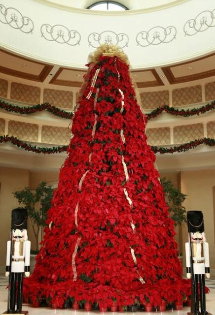 Poimsettias Christmas tree picture.JPG
