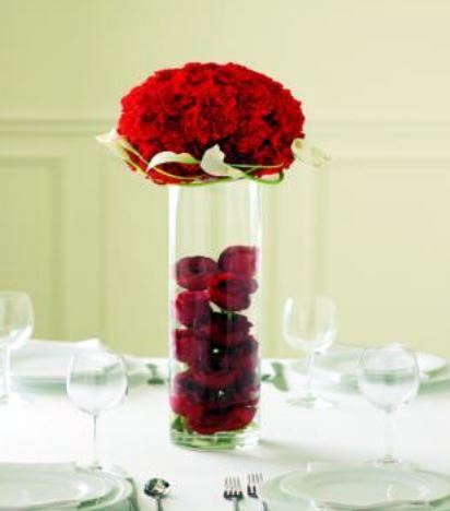 Red flowers wedding modern center piece photo
