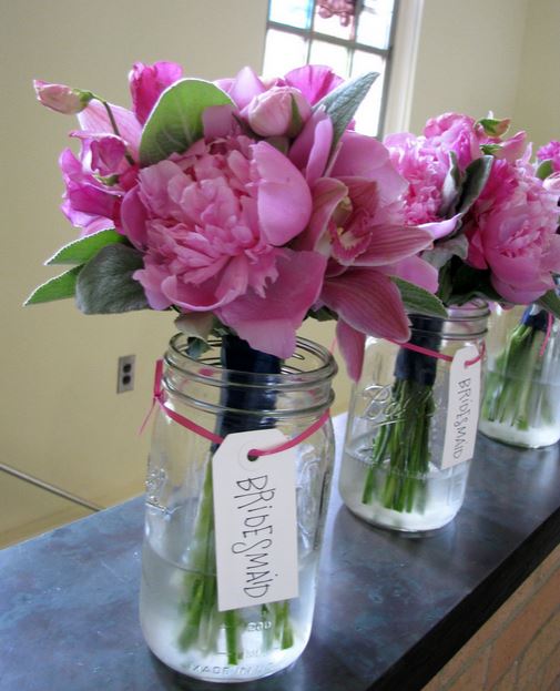 Hot pink bridesmaids bouquets