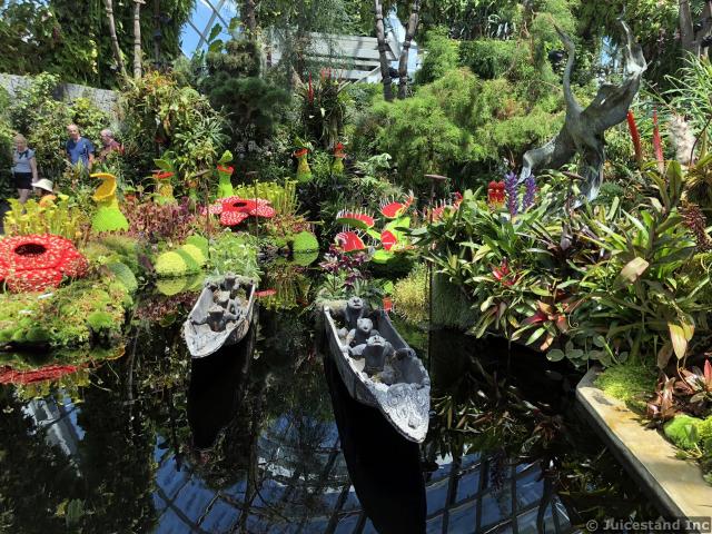Canoe Sculptures at Lost World