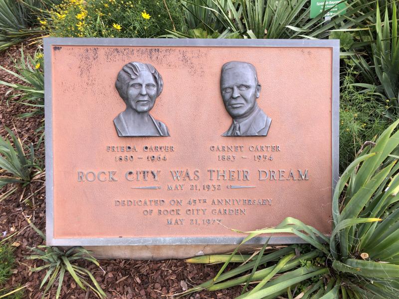 Frieda Carter and Garnet Carter Plaque