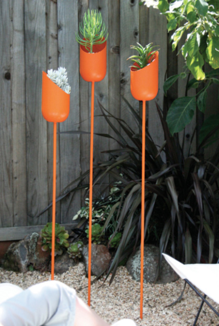 Bright orange Modern Oval Planters Made of Aluminum_very chic looking.PNG
