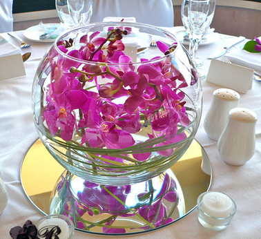 Beautiful centerpiece for wedding or special occations.PNG