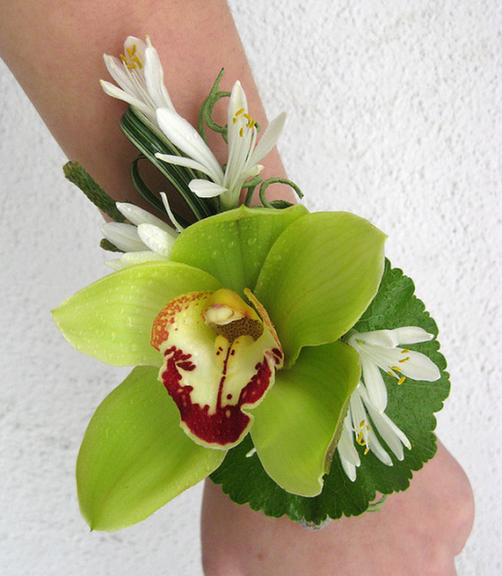 cymb corsage.PNG