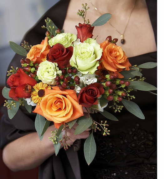 Bridemaid bouquet pictures.PNG
