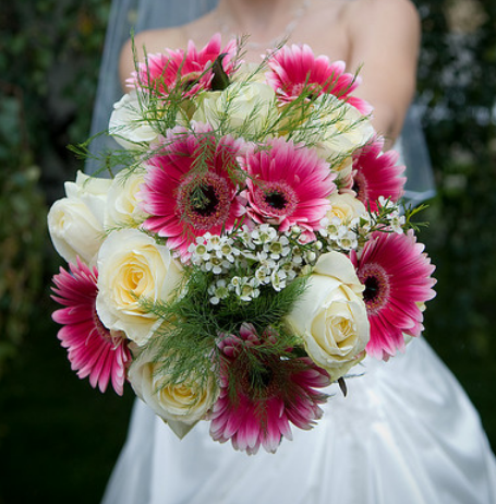 Pretty wedding bouquets pictures.PNG