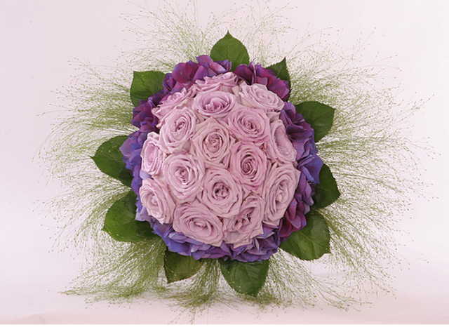 Pink and purple roses bride bouquet images.PNG