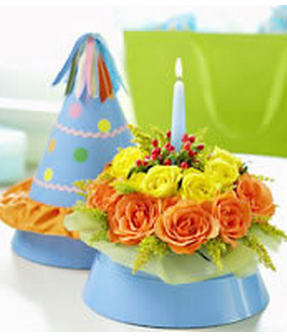 Party hat with fresh flowers decor.PNG