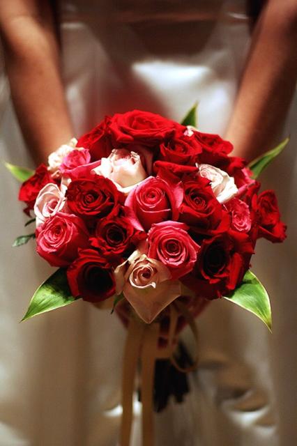 red rose Wedding bouquet.jpg
