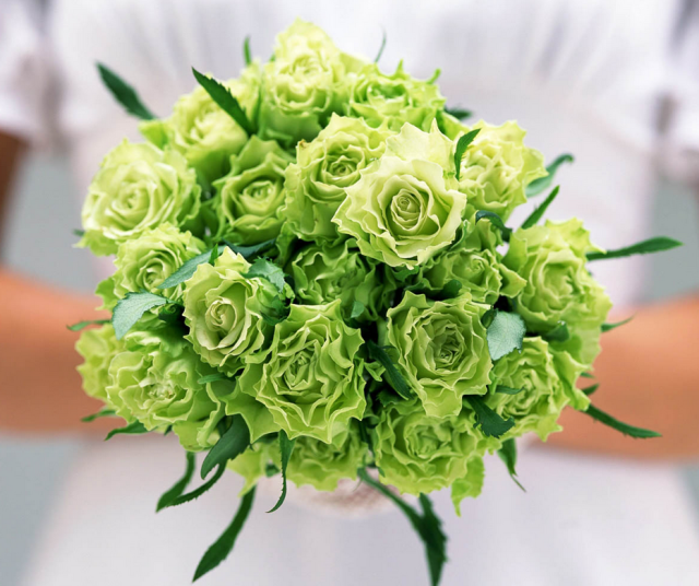 Green roses bouquets for weddings.PNG