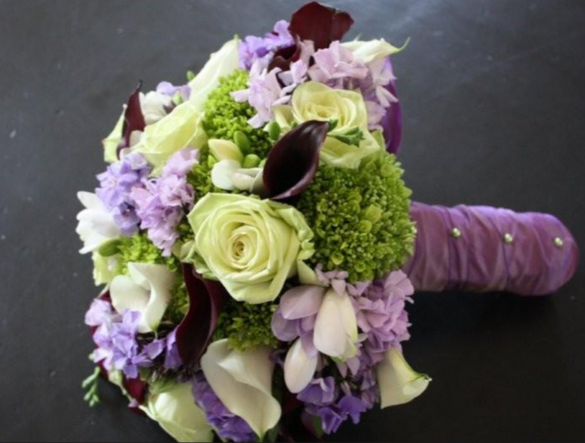 White green purple wedding bouquet picture.PNG