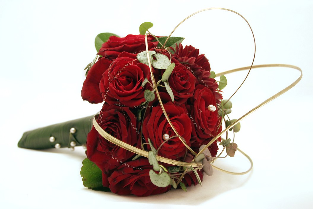 elegant red roses wedding bouquet.jpg
