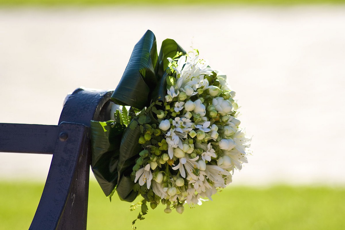 small white flowers wedding bouquet photo.jpg