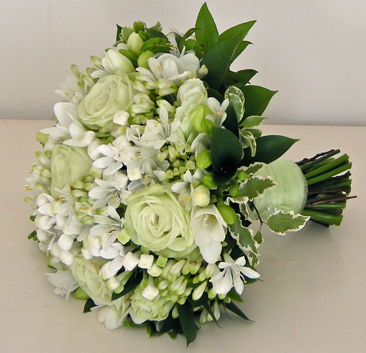 Green and white wedding bouquet images.PNG