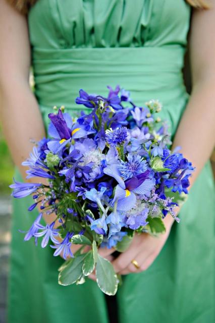 Blue flowers bouquet image.jpg