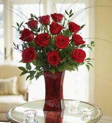 Red roses arrangement with red glass vase.JPG